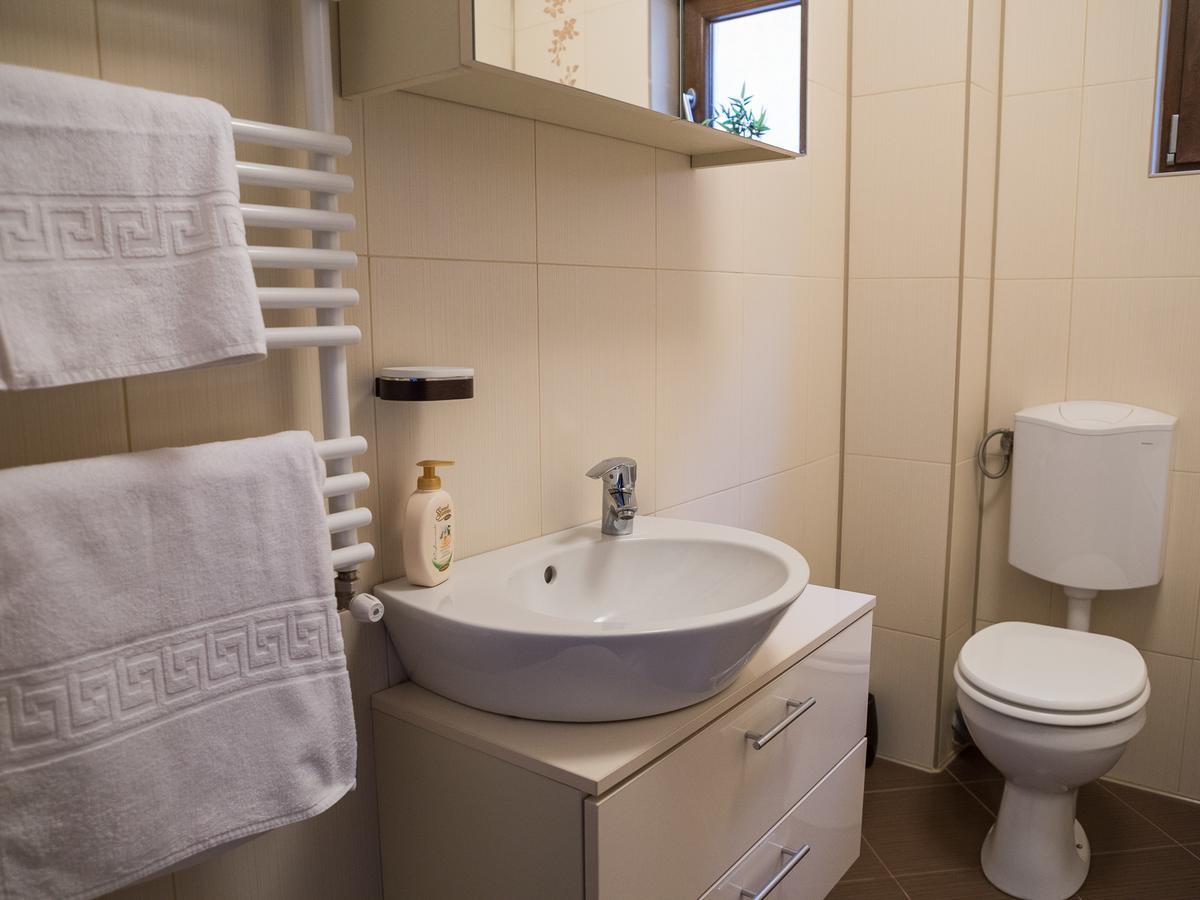 Casa Bella Apartments Bragadiru Екстер'єр фото